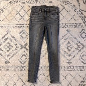 AMERICAN EAGLE AE HIGH RISE BLACK WASH SKINNY JEANS NON-DISTRESSED SIZE 8
